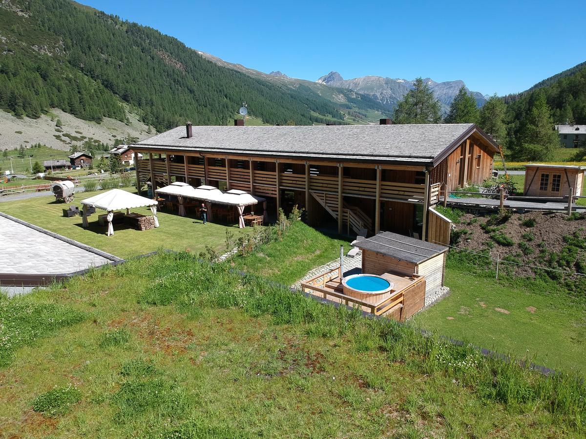 La Tresenda Hotel And Mountain Farm Livigno Exterior foto